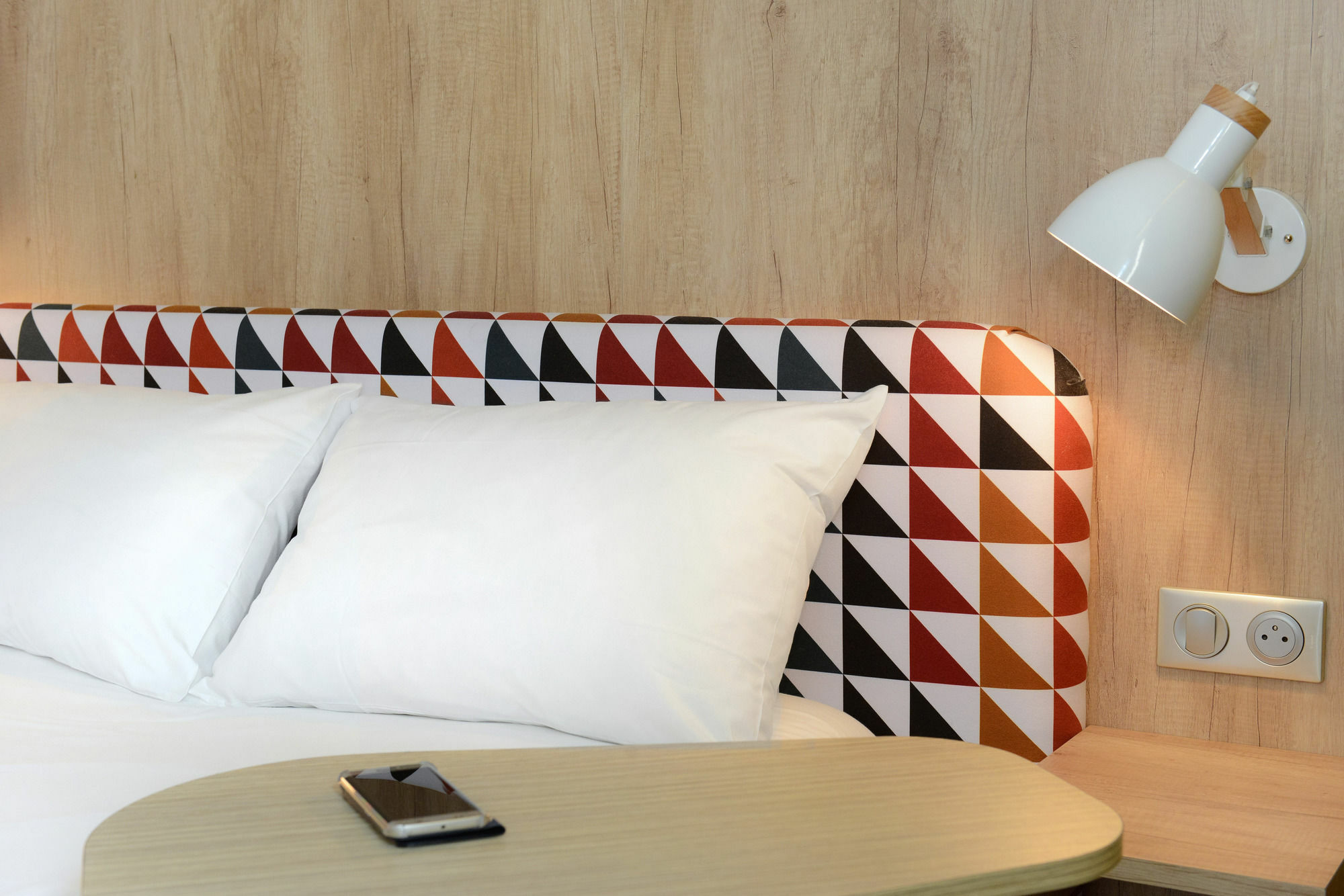 Ibis Styles Caen Centre Historique Hotel Exterior foto