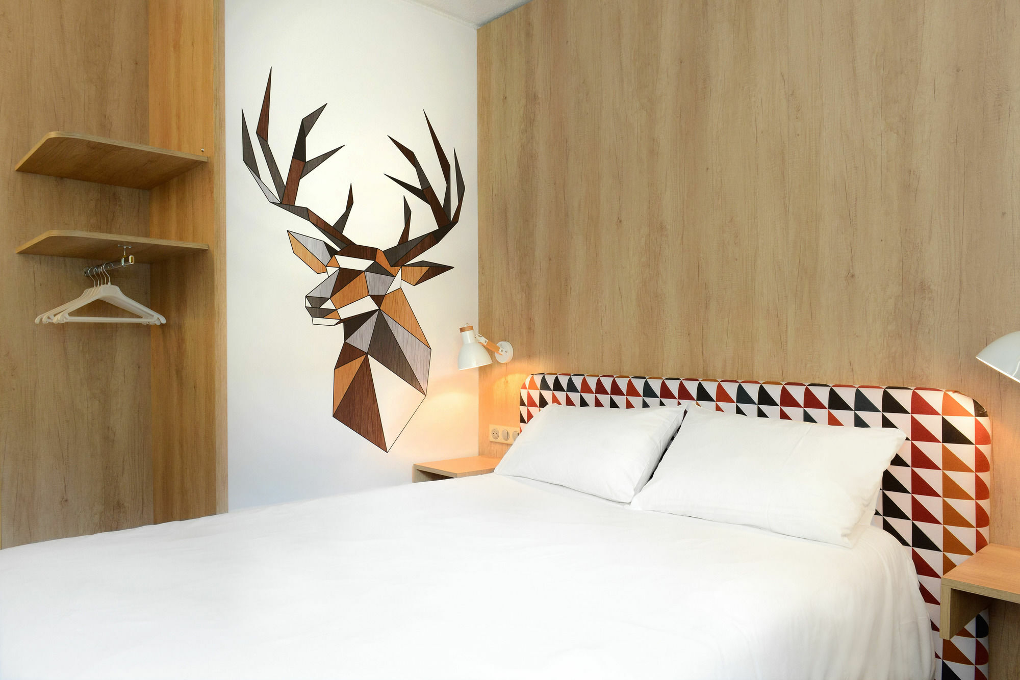 Ibis Styles Caen Centre Historique Hotel Exterior foto